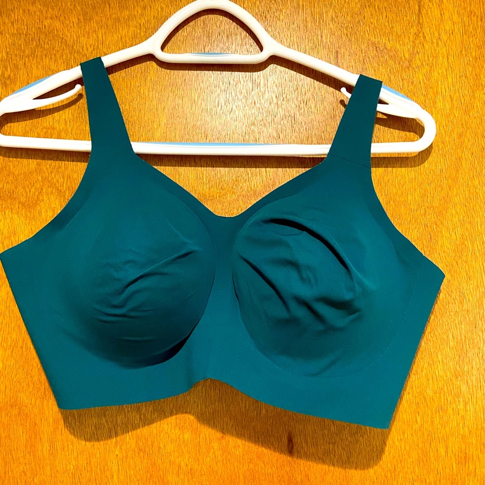 Evelyn & Bobbie The Beyond Bra